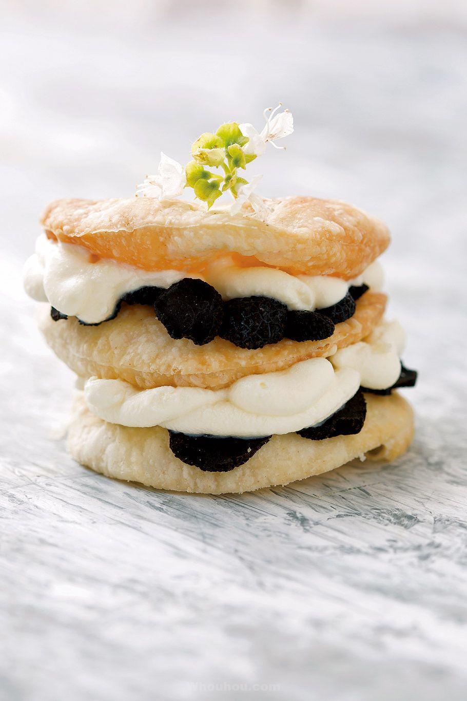 millefeuille au fromage et aux truffes