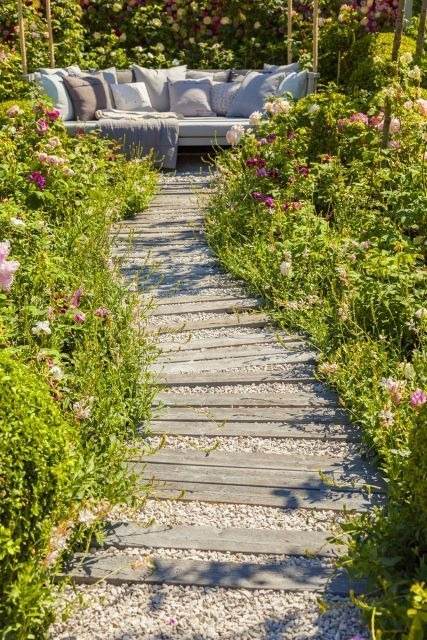 35 allées de jardin enchanteresses qui ouvrent la voie à la beauté extérieure - 251