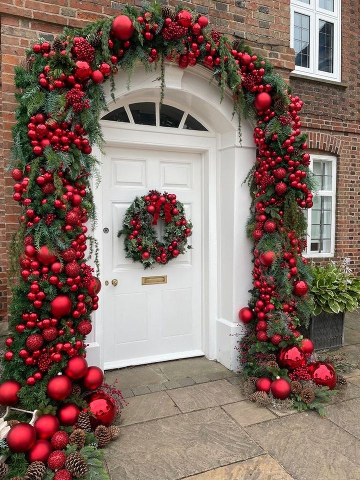 44 belles idées pour décorer avec du rouge à Noël